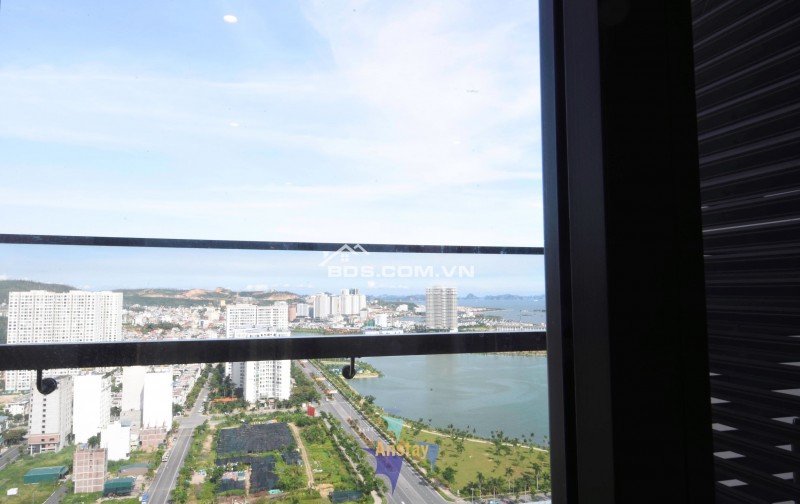 Bán căn hộ Studio căn góc A La Carte 47m2 - View vịnh Hạ Long siêu đẹp - cơ hội đầu tư lời nhất năm